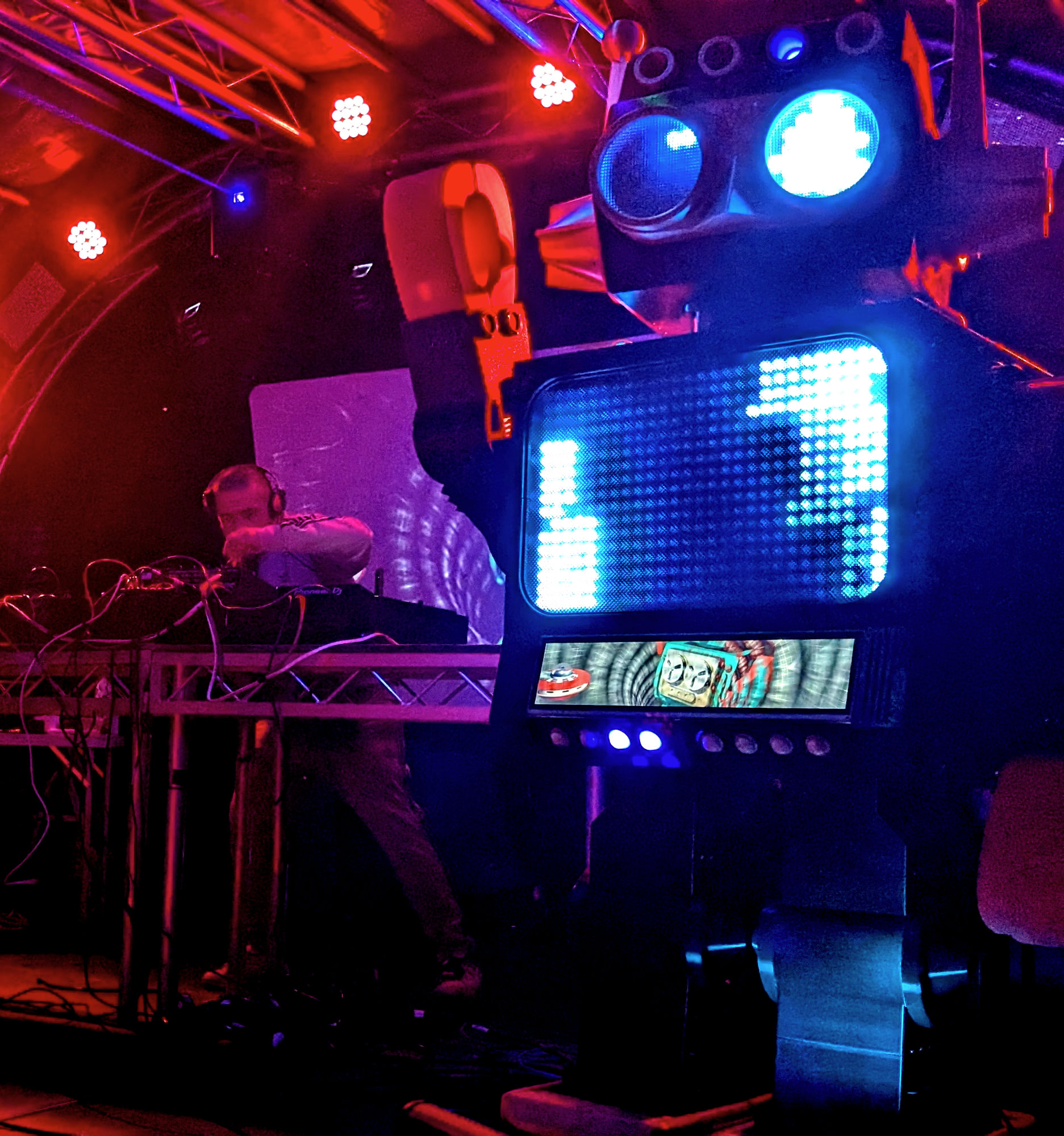 Disco Robots performing with Nicky Blackmarket at Utopia Festival
